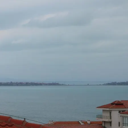 Garden Of Eden, Sea View Apartment, סבטי ולאס